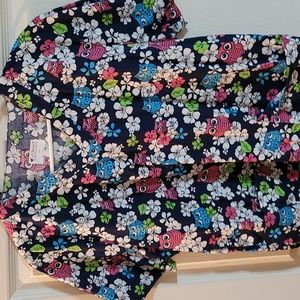 Scrub top